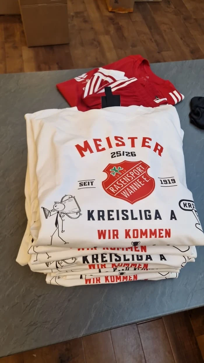 Meisterliga-Aufstiegsshirts Kreisliga A für Rasenpsort Wanne Eikel
